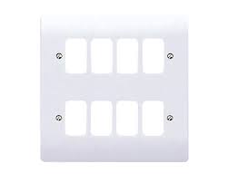 K3638WHI LOGIC PLUS 8MODULE FRONTPLATE WHITE