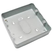 K8893ALM METALCLAD PLUS 6-8G SURFACE BACK BOX