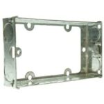 AED680 - 2G 25MM FLUSH METAL EXTENSION KNOCKOUT BOX