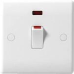 BG Nexus 831 White 1G DP 20A Switch C/W Neon