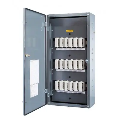 TP18AVS/100 – 18 Way Ryefield Board, 100A Vertical Three Phase Distribution Board Ryefield TP18AVS/60 vertical 18-way three-phase distribution board fitted with 60A fuses